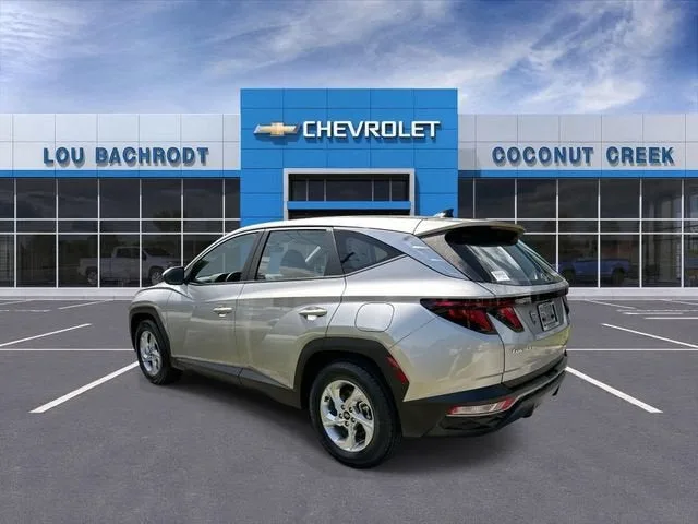 2024 Hyundai Tucson SE photo 6