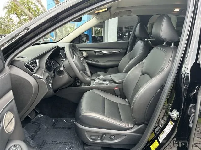 2023 INFINITI QX50 LUXE photo 30