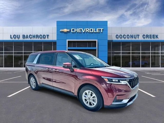 2024 Kia Carnival LX photo 2