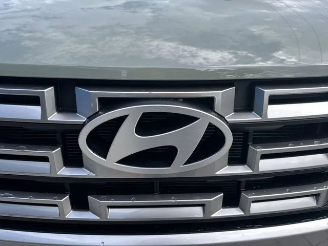 2025 Hyundai Santa Cruz SE photo 10