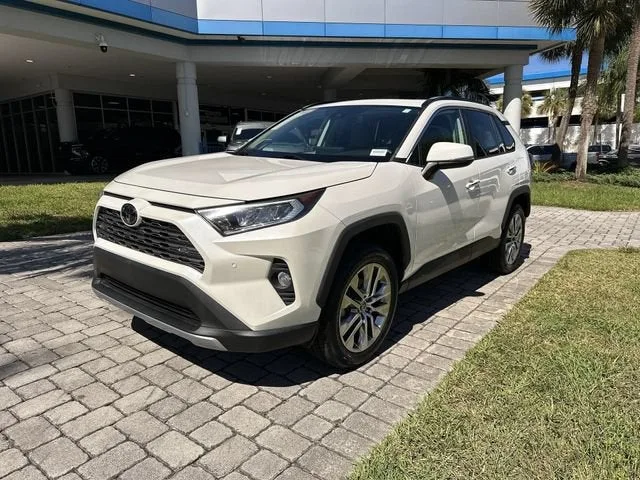 2021 Toyota RAV4 Limited photo 20