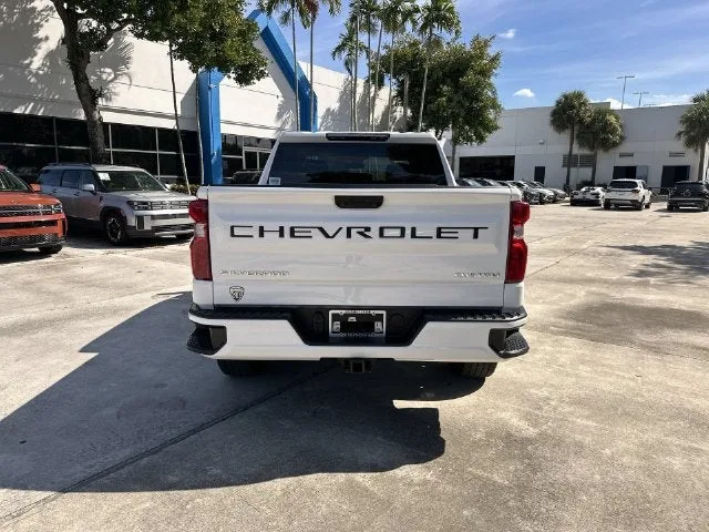 2025 Chevrolet Silverado 1500 Custom photo 36