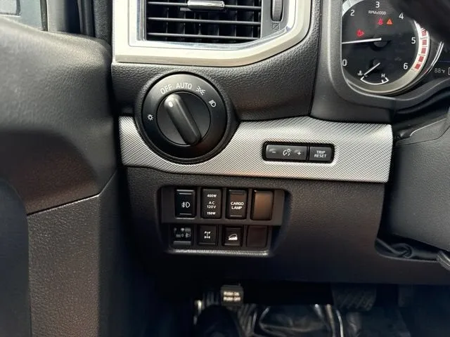 2019 Nissan Titan XD PRO-4X photo 7