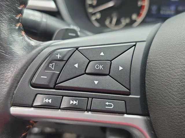 2022 Nissan Altima 2.5 SR photo 28