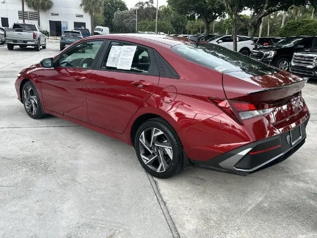 2025 Hyundai Elantra SEL Sport photo 34