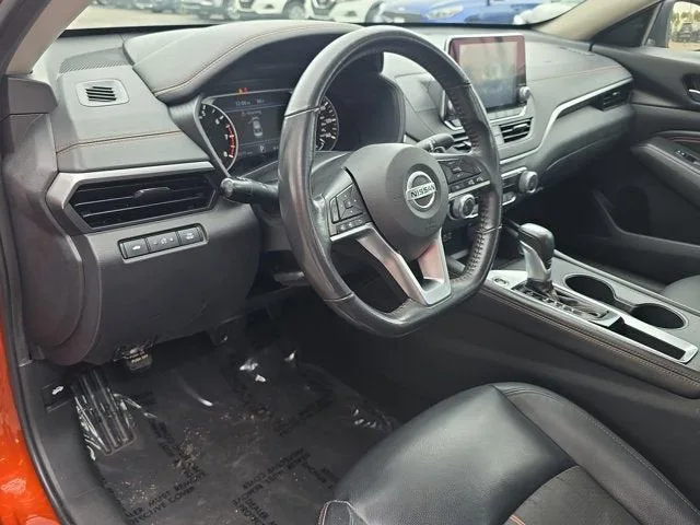 2022 Nissan Altima 2.5 SR photo 21