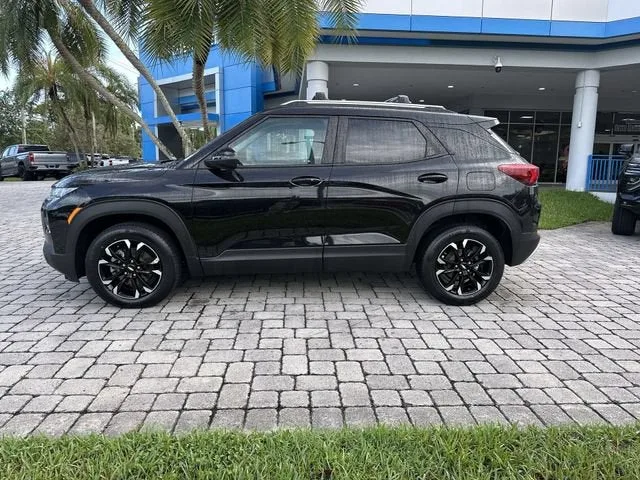 2021 Chevrolet Trailblazer LT photo 32