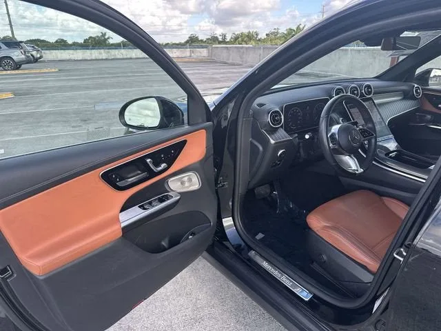 2023 Mercedes-Benz GLC GLC 300 photo 22