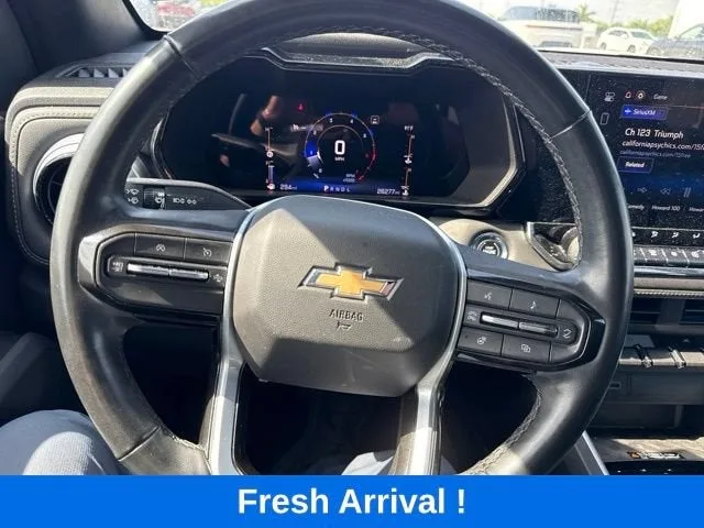 2023 Chevrolet Colorado LT photo 6