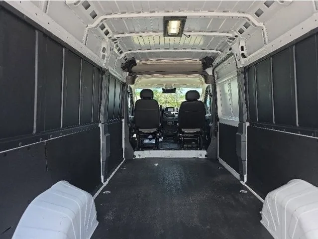 2025 RAM ProMaster Cargo Van Tradesman photo 12