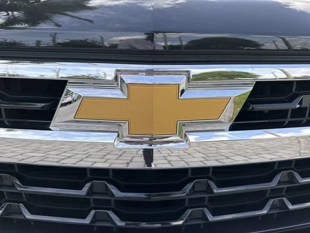 2023 Chevrolet Silverado 1500 LT photo 10