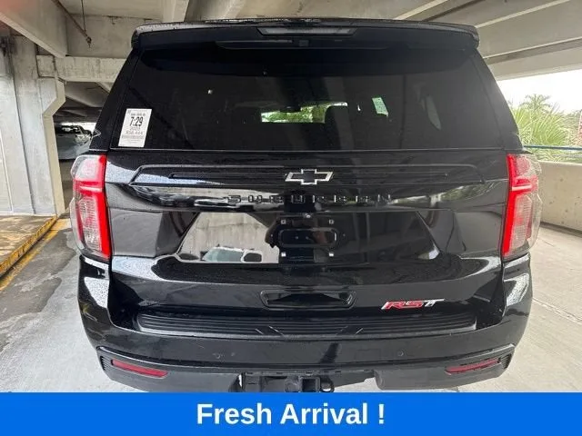 2023 Chevrolet Suburban RST photo 19