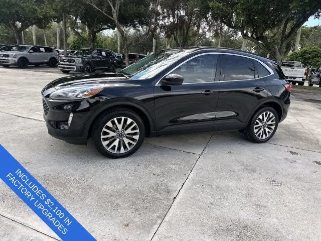 2021 Ford Escape Titanium photo 31