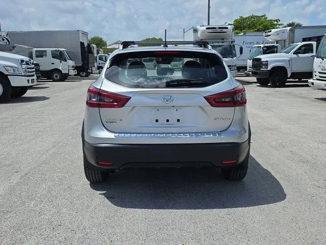2022 Nissan Rogue Sport SV photo 6