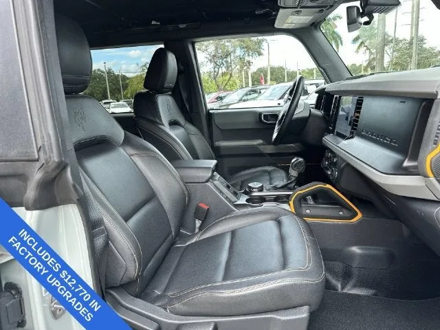 2023 Ford Bronco Base photo 29