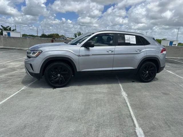 2022 Volkswagen Atlas Cross Sport 2.0T SE w/Technology photo 32
