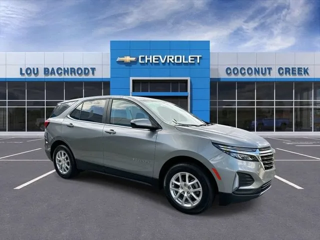 2024 Chevrolet Equinox LT photo 2