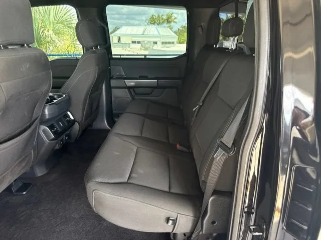 2021 Ford F-150 XL photo 3