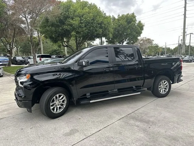 2024 Chevrolet Silverado 1500 RST photo 14