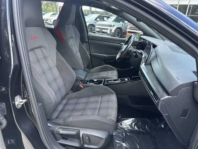 2023 Volkswagen Golf GTI SE photo 28