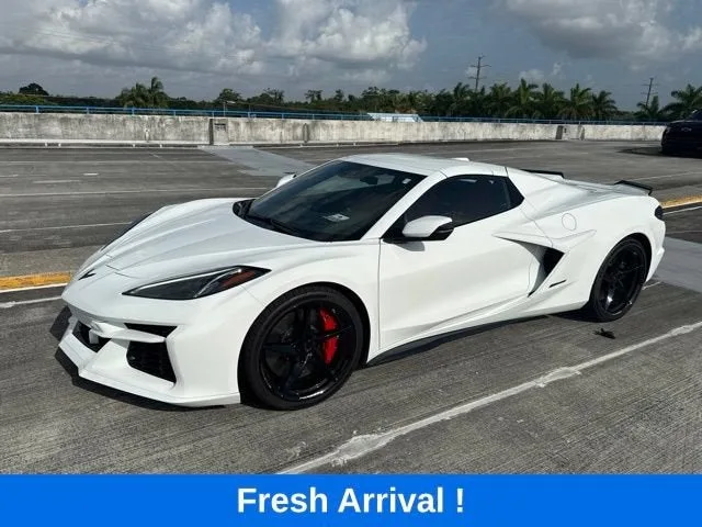 2025 Chevrolet Corvette E-Ray