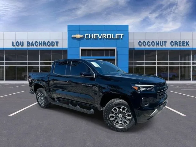 2024 Chevrolet Colorado Z71 photo 2
