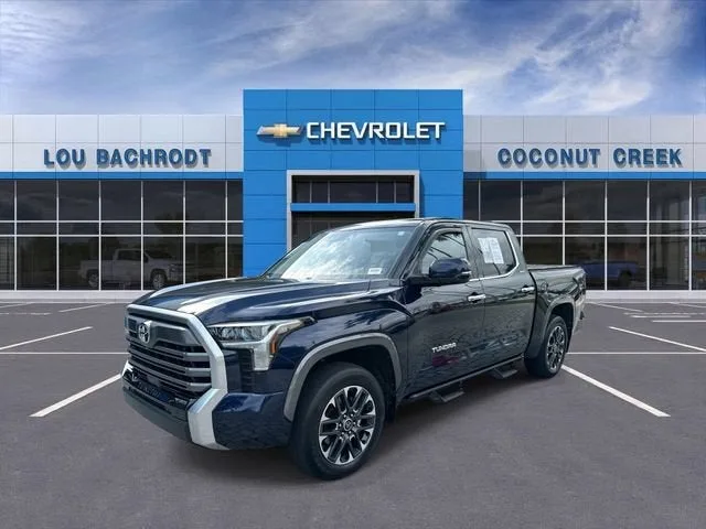 2022 Toyota Tundra 4WD Limited photo 4