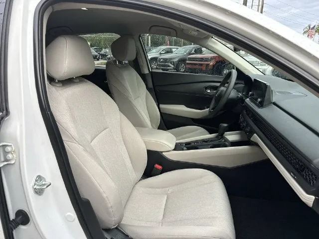 2024 Honda Accord Sedan LX photo 29