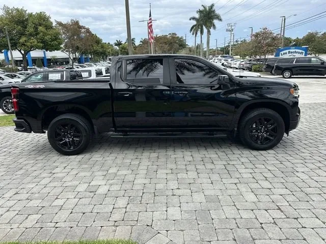 2024 Chevrolet Silverado 1500 RST photo 14