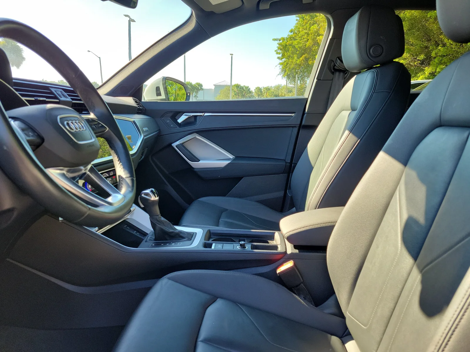2025 Audi Q3 S line Premium photo 21