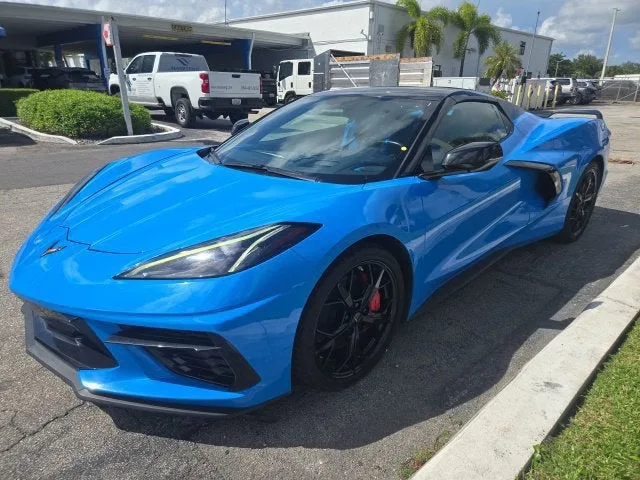 2022 Chevrolet Corvette Stingray 3LT photo 3