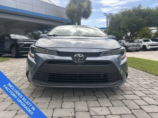 2024 Toyota Corolla LE photo 19