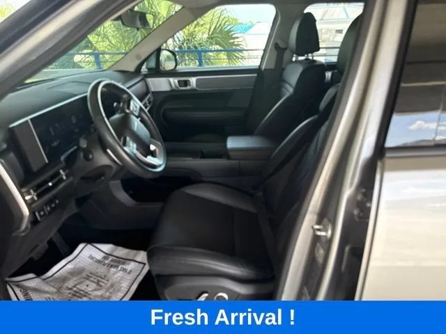2025 Hyundai Santa Fe SEL photo 2