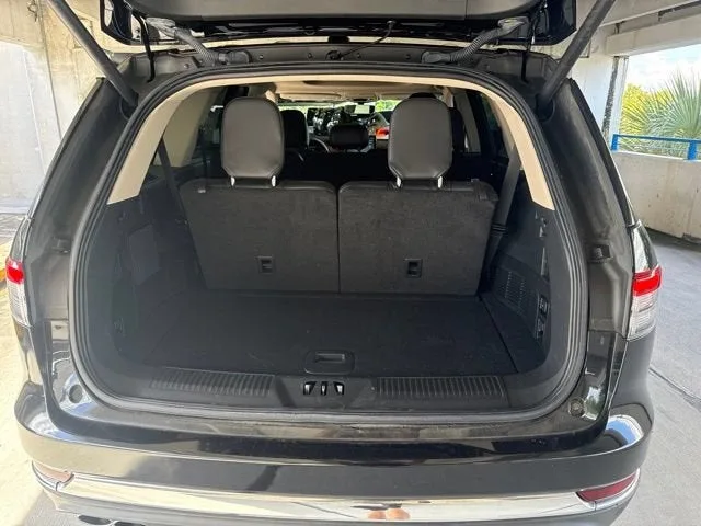 2023 Lincoln Aviator Reserve photo 4