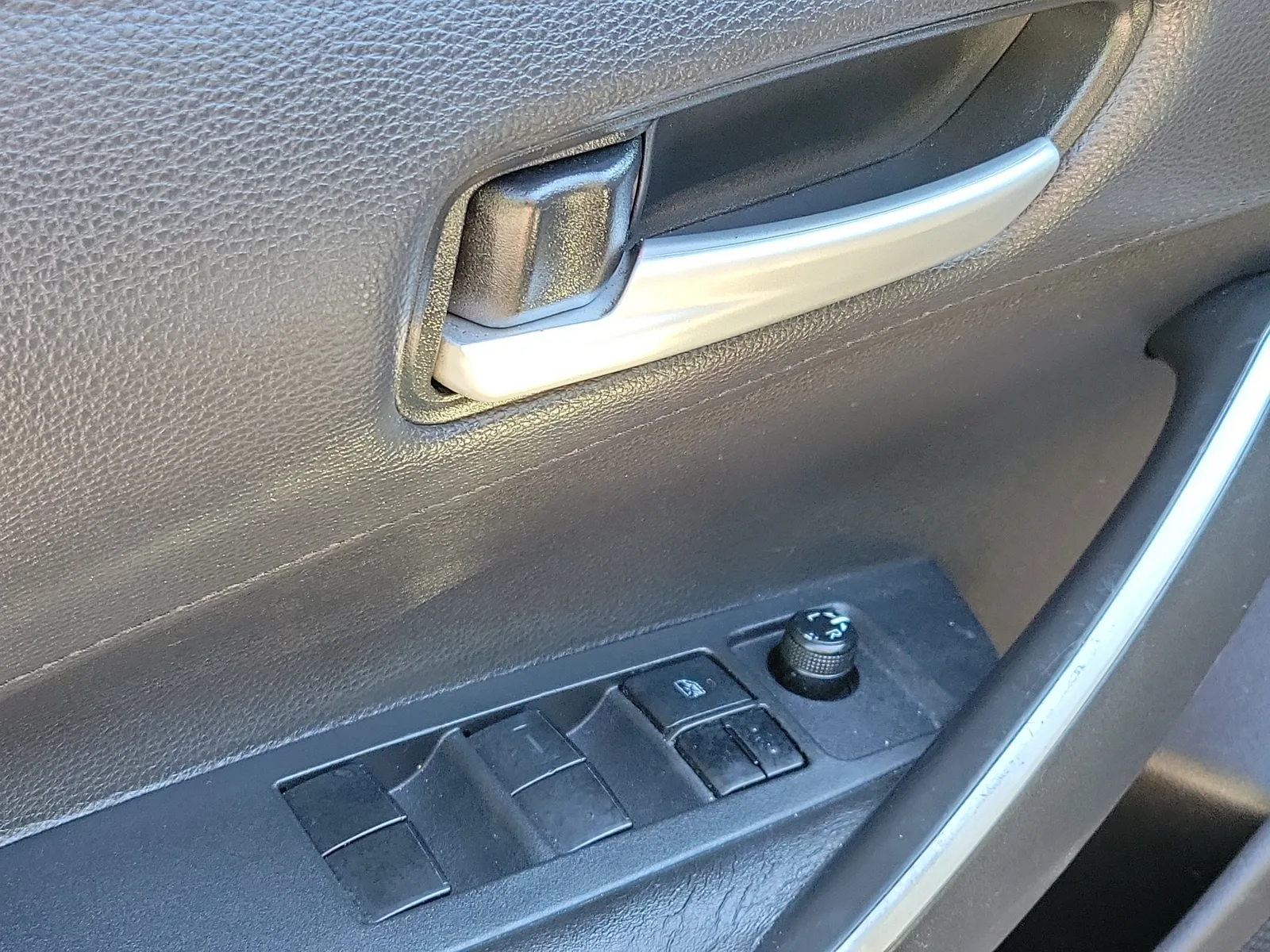2020 Toyota Corolla SE photo 23