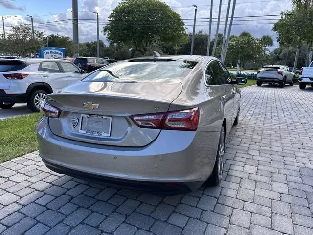 2024 Chevrolet Malibu 2LT photo 37