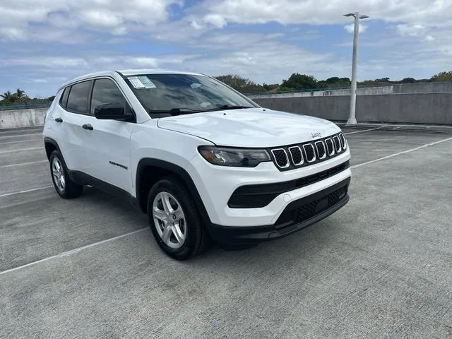 2023 Jeep Compass Sport photo 18