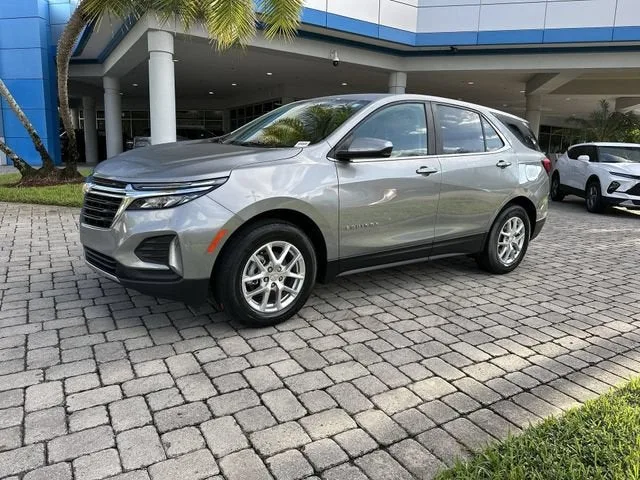2024 Chevrolet Equinox LT photo 31