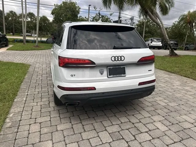 2025 Audi Q7 Premium Plus photo 35