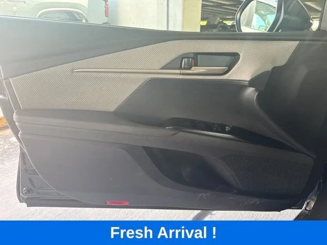 2025 Toyota Camry LE photo 12