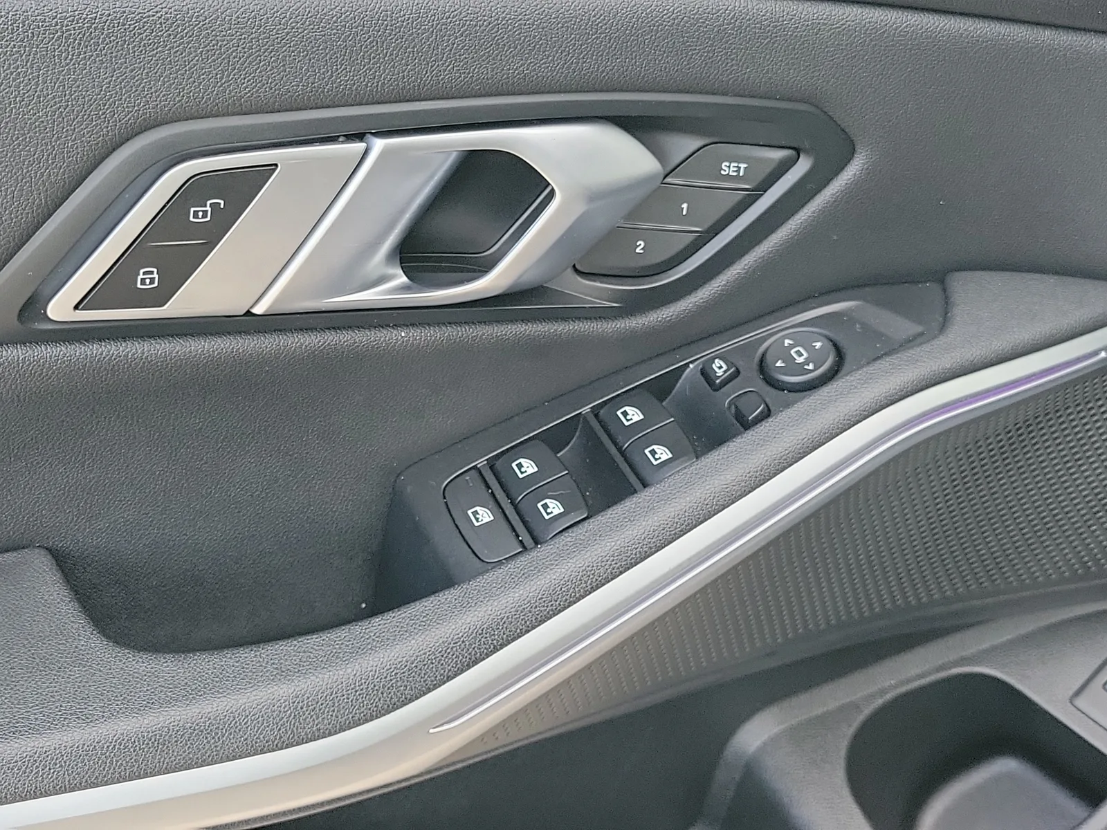 2020 BMW 3 Series 330i photo 22