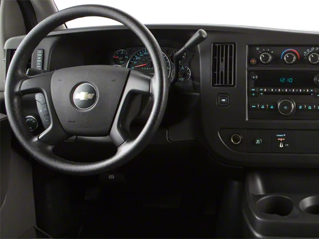 2011 Chevrolet Express Passenger 1500 1LT photo 4