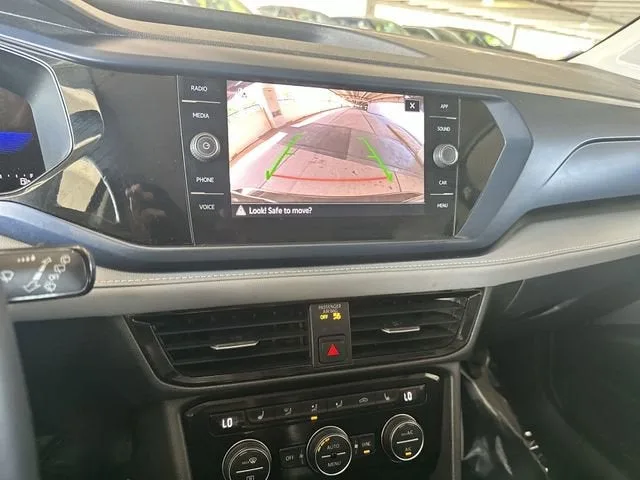 2024 Volkswagen Taos SE photo 24