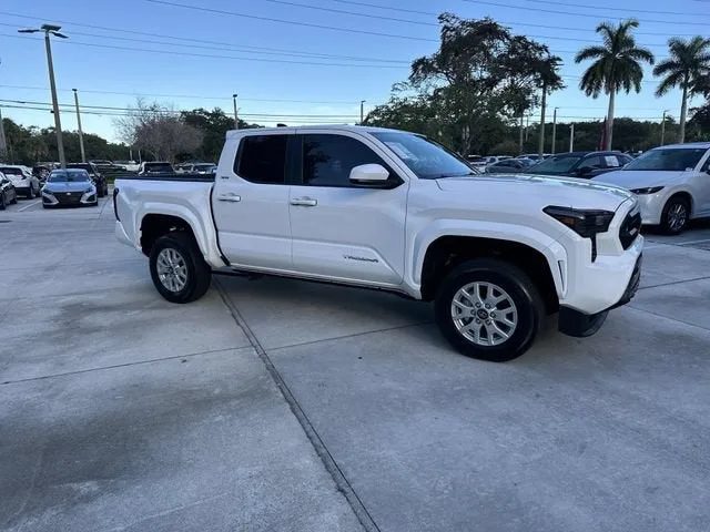 2024 Toyota Tacoma 2WD SR5 photo 15