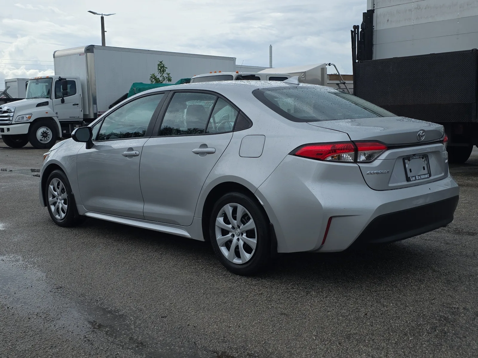 2024 Toyota Corolla LE photo 5