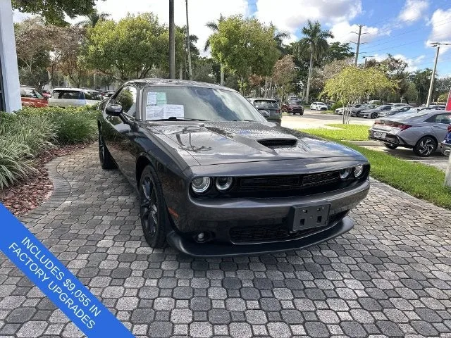 2022 Dodge Challenger GT photo 17