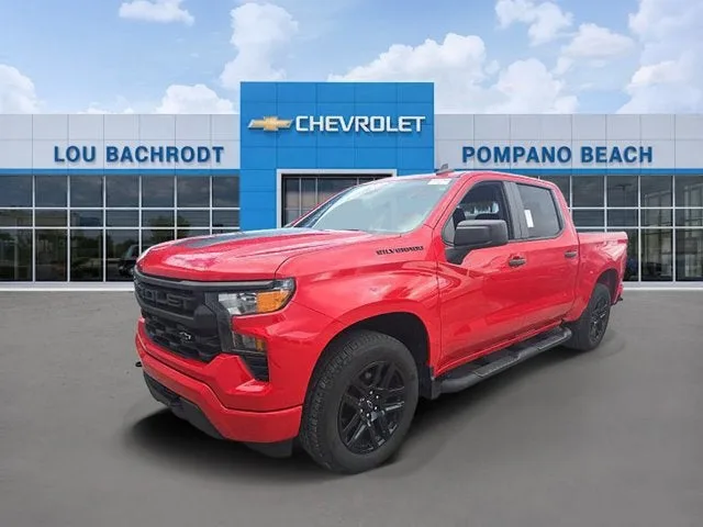 2022 Chevrolet Silverado 1500 Custom photo 2