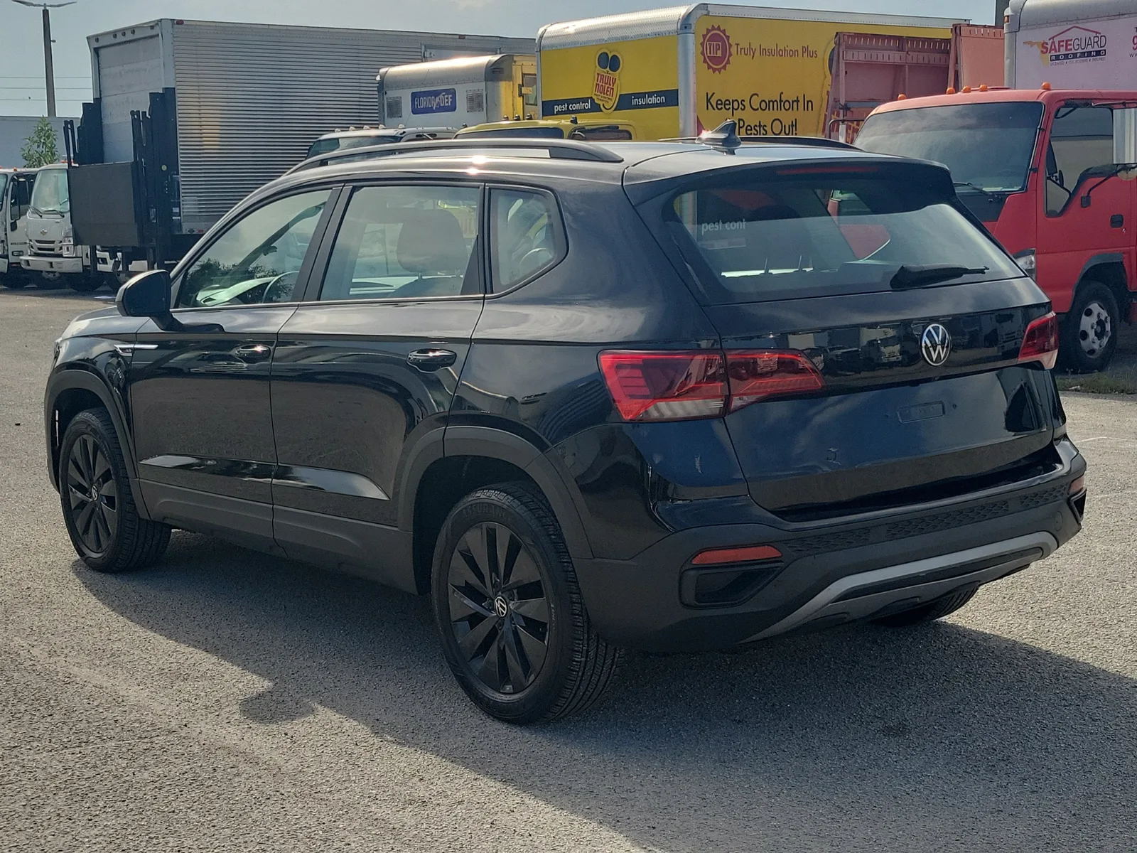 2023 Volkswagen Taos S photo 5