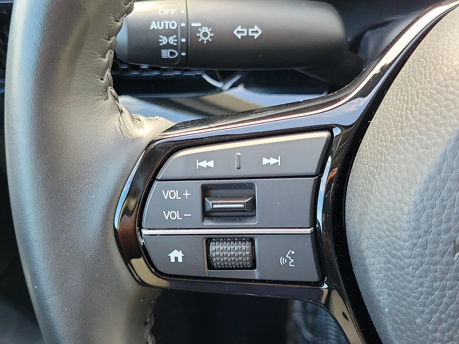 2024 Honda CR-V EX-L photo 27