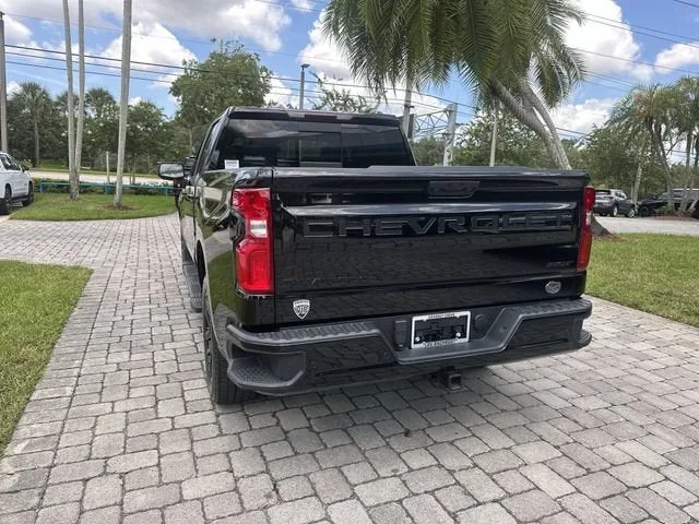 2024 Chevrolet Silverado 1500 RST photo 35